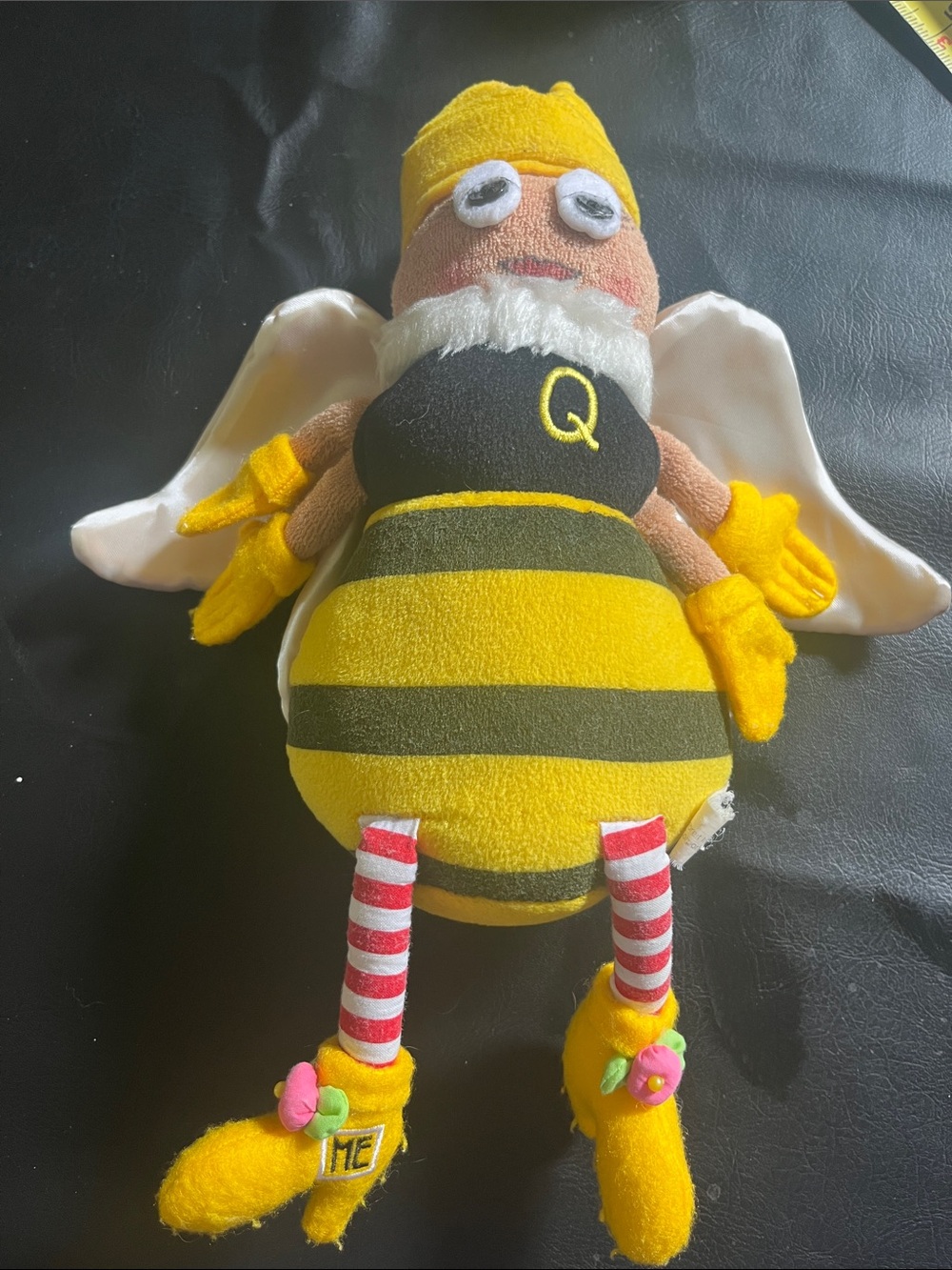 Vintage 1999 Mary Englebreit Yellow Bee Plush Toy with Wings - Q Emblem